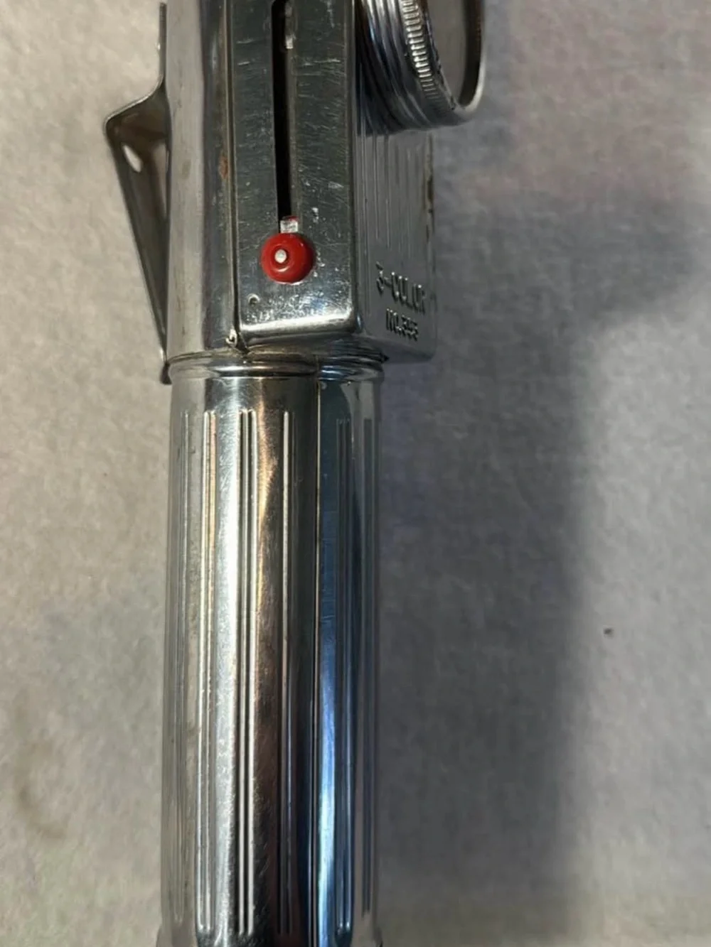 Vintage Parrot No. 353 Three-Color Flashlight – British Hong Kong Made